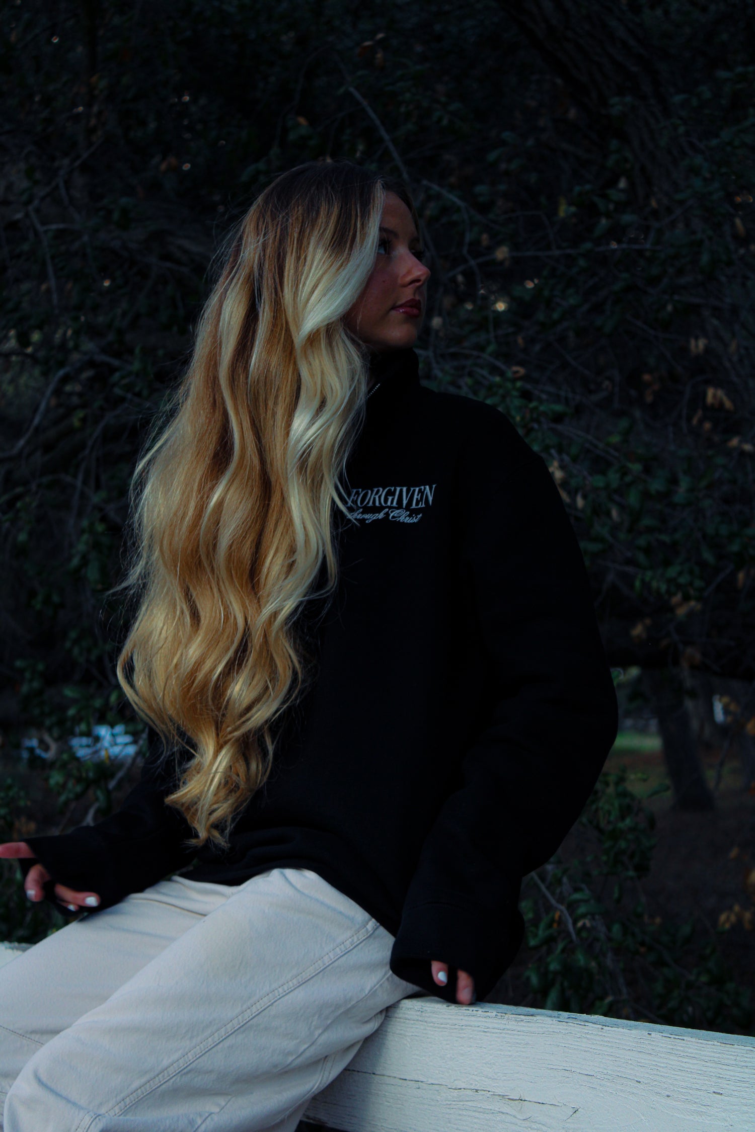 Signature Women's Quarter Zip